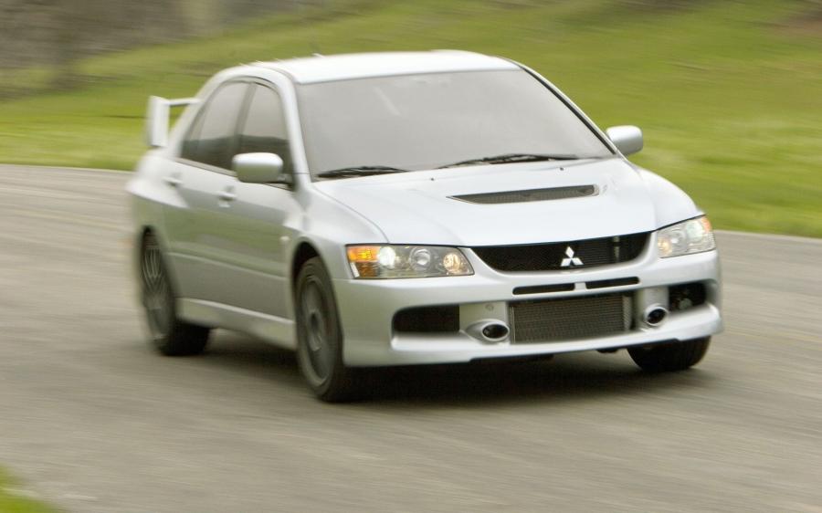  Mitsubishi Lancer Evolution IX MR 2007 года  (фото 57 из 129)